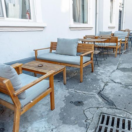First Hostel Bucur 21 Bucharest Exterior photo